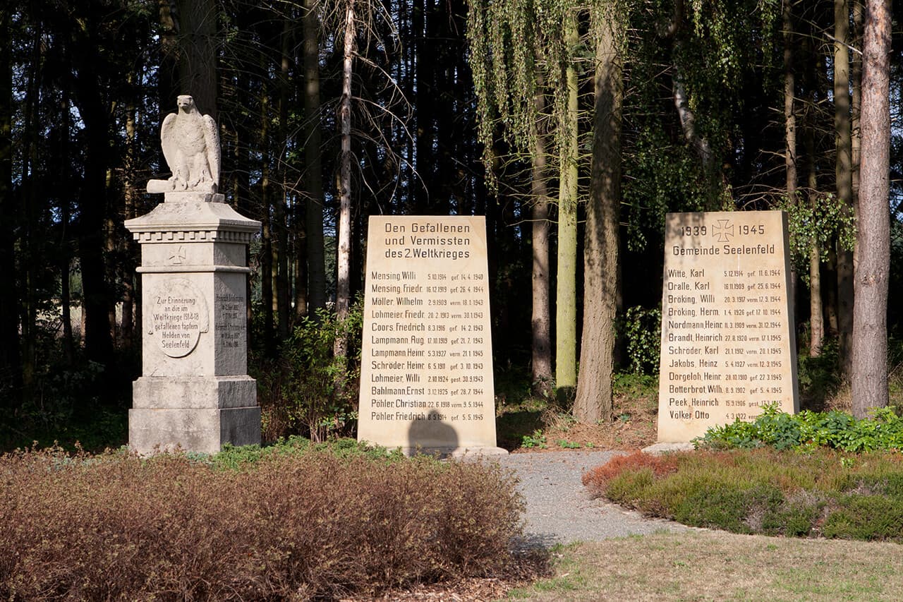 title_seelenfeld-denkmal